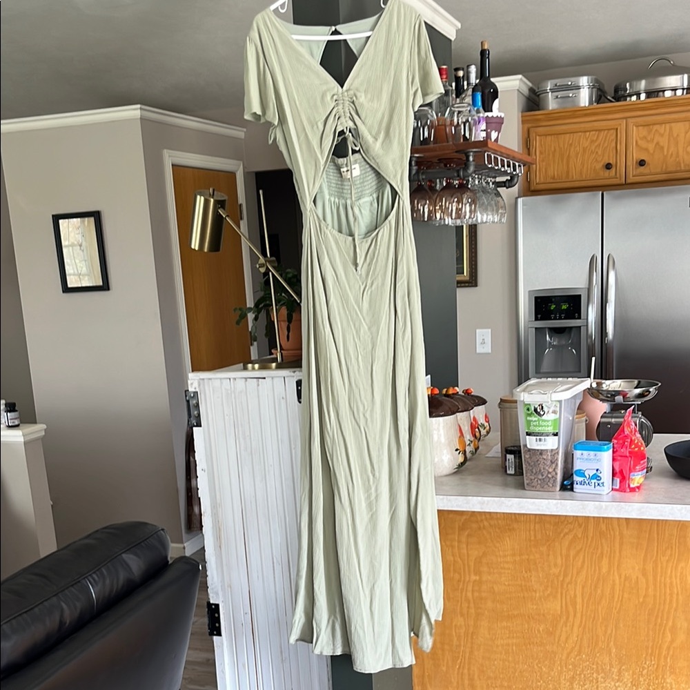 Elegant Green Maxi Dress
